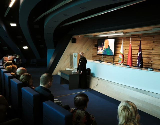 Семейный сентябрь