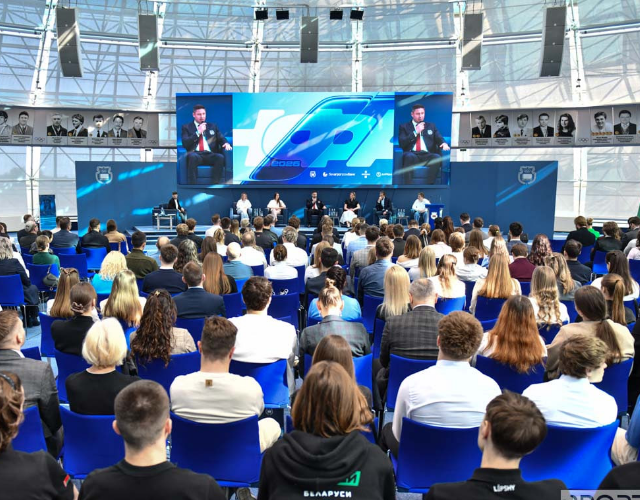 Наши юниоры среди «35 Героев будущего»!