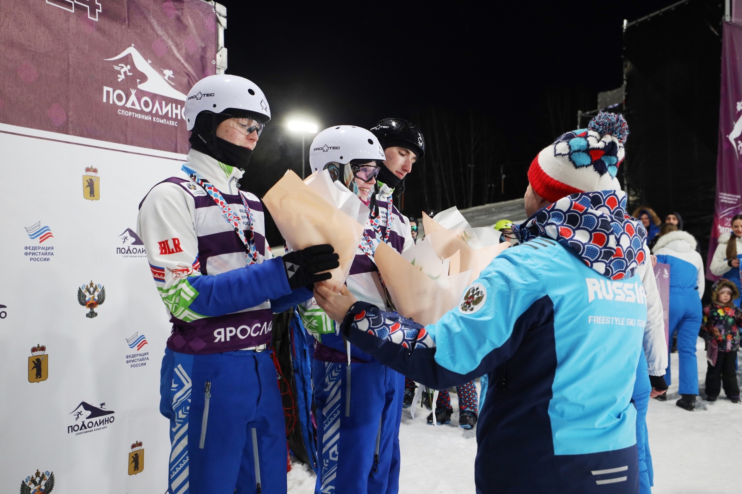 Смешанный командный турнир на "Кубке чемпионов"